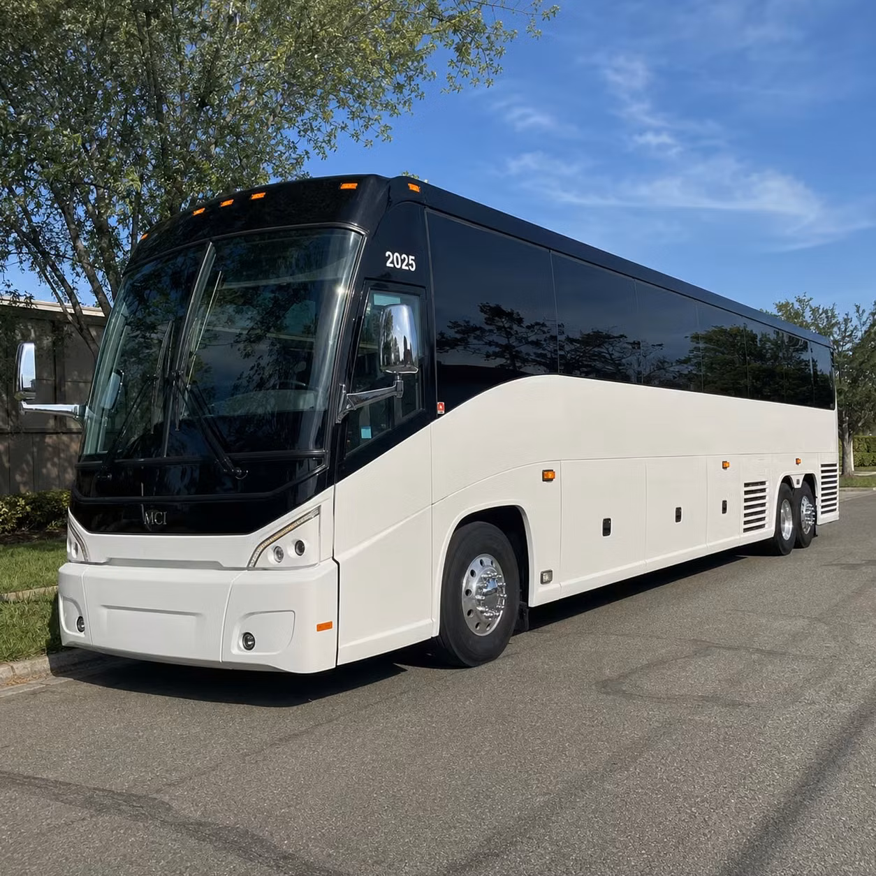 airport shuttle buses for government and military groups flying into denver